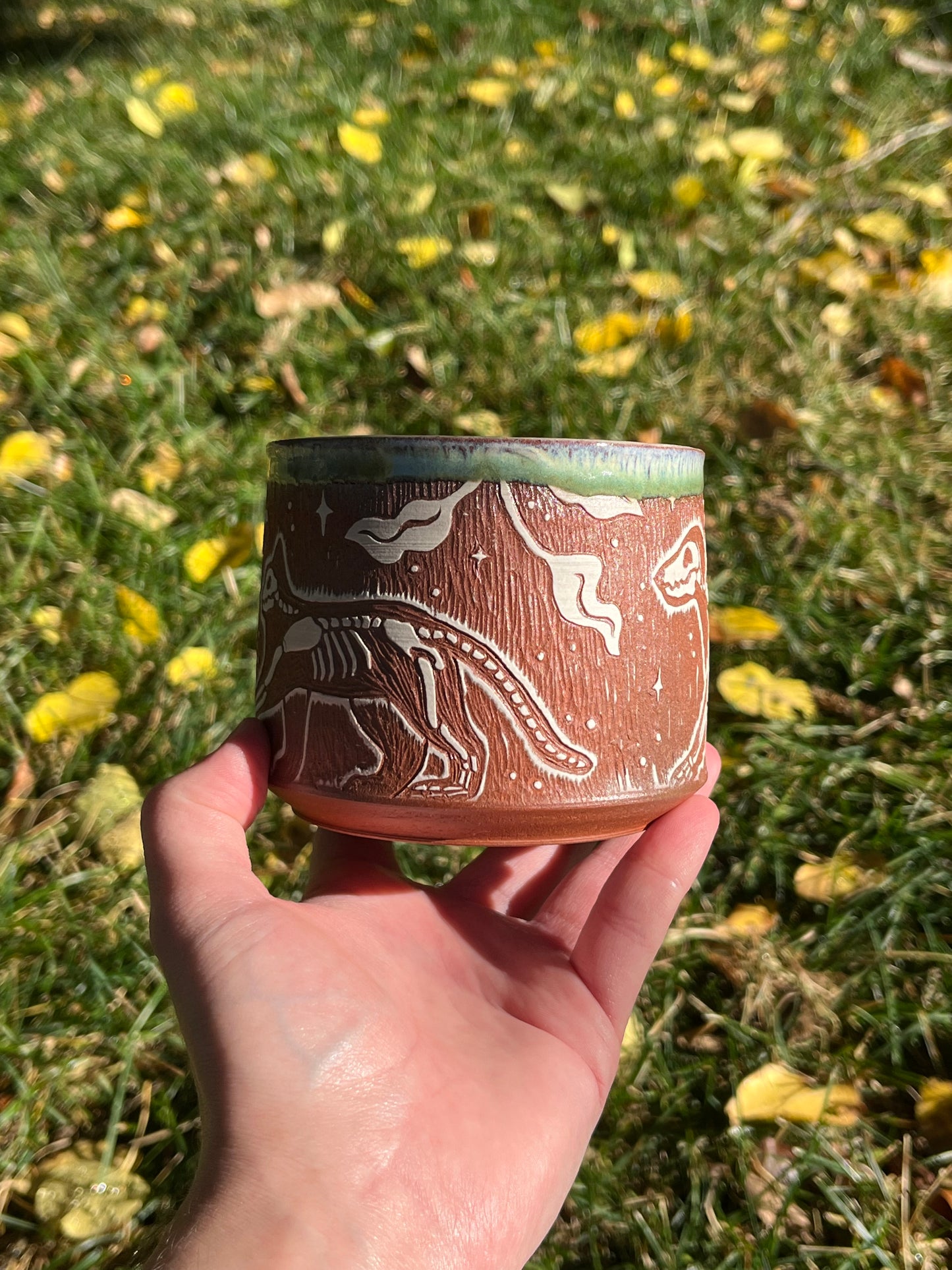 040 Skeletal Critter Chase Mug